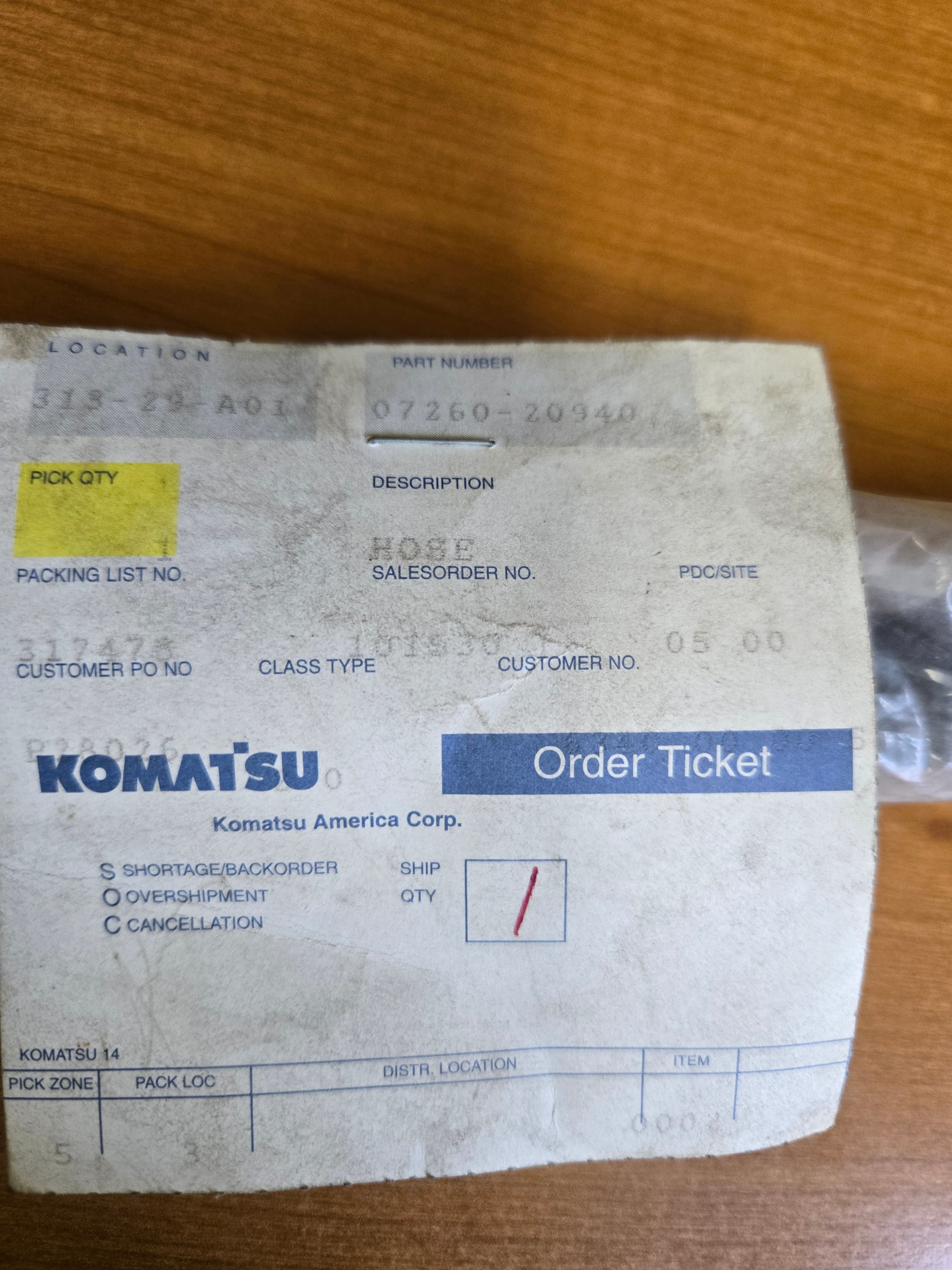 NOS OEM Komatsu 07260-20940