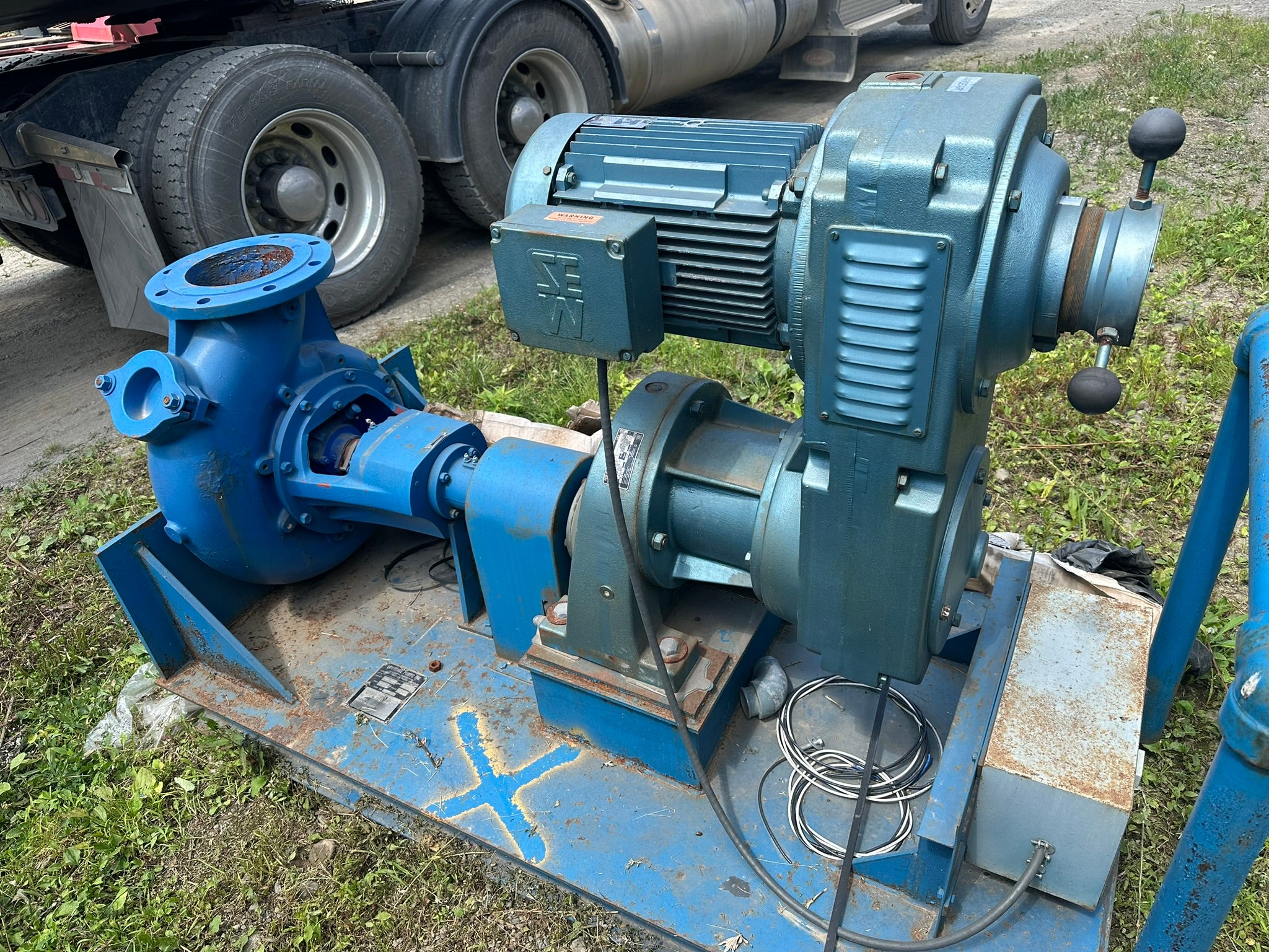 Lawrence 8" 8x8 slurry pump with 15hp motor 1500gpm